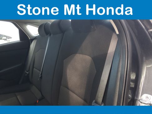 Used 2024 Kia Forte LXS image 11