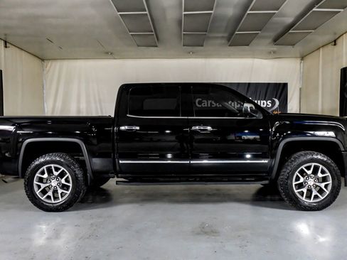 Used 2016 GMC Sierra 1500 SLT w/ All-Terrain Package image 5