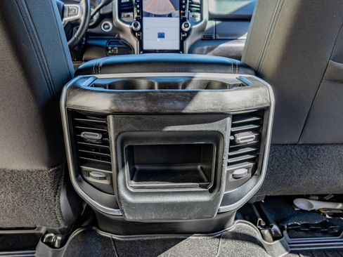 Used 2024 RAM 2500 Big Horn w/ Night Edition image 33