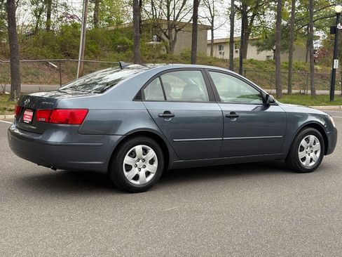 Used 2010 Hyundai Sonata GLS FWD image 6