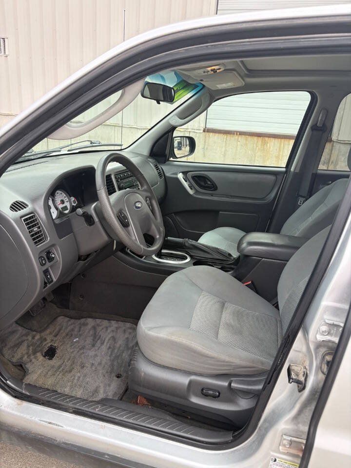 Used 2007 Ford Escape XLT AWD/4WD image 7