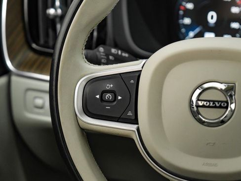 Used 2021 Volvo XC60 T8 Inscription Expression w/ Advanced Package image 14