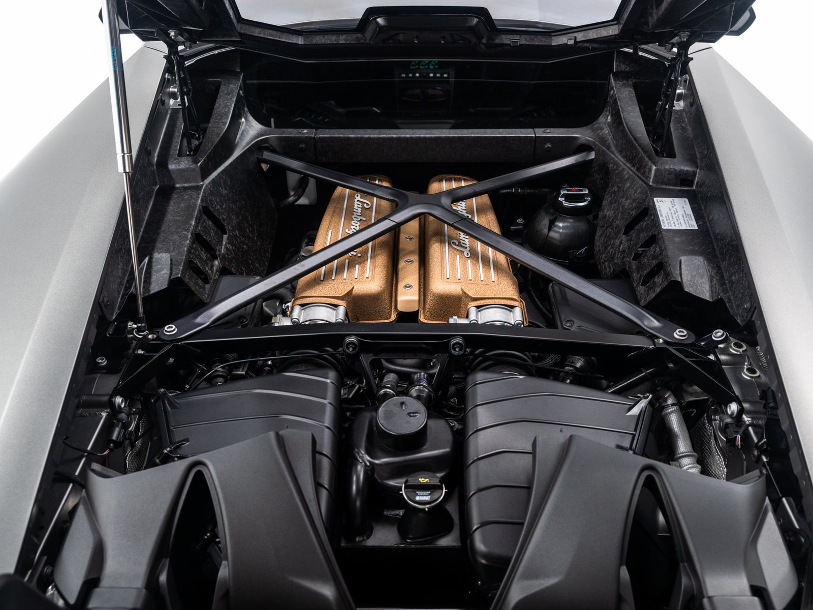 Used 2018 Lamborghini Huracan Performante AWD/4WD image 58
