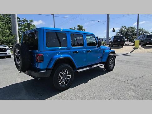 New 2026 Jeep Wrangler Unlimited Sahara w/ Technology Group AWD/4WD image 33