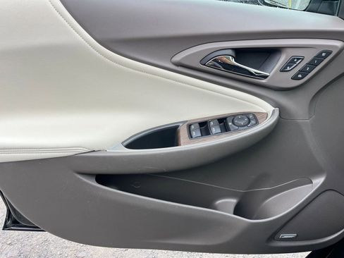 Used 2024 Chevrolet Malibu LT image 20