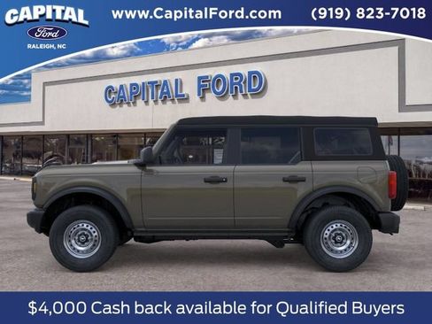 New 2025 Ford Bronco 4-Door AWD/4WD image 3