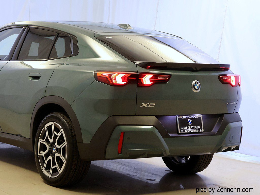 Certified 2025 BMW X2 xDrive28i AWD/4WD image 8