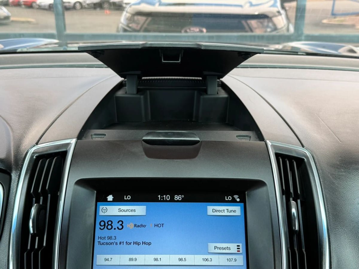 Used 2017 Ford Edge Sport w/ Technology Package AWD/4WD image 52