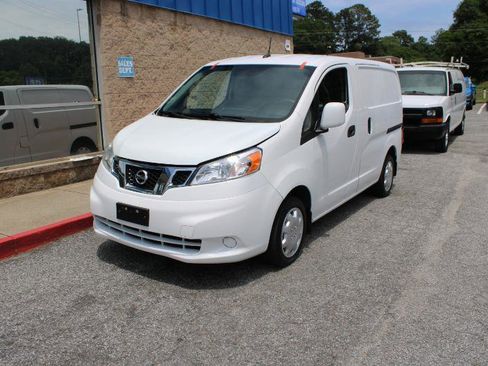 Used 2017 Nissan NV200 SV w/ Technology Package FWD image 3