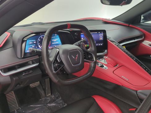 Used 2023 Chevrolet Corvette Stingray Preferred Conv w/ Z51 Performance Package RWD image 4