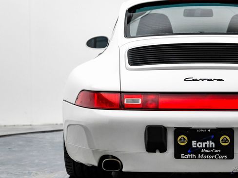 Used 1996 Porsche 911 GT3 RS image 19