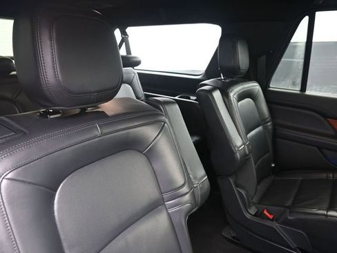 Used 2024 Lincoln Navigator L 4WD image 35