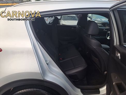 Used 2021 Kia Sportage S image 16
