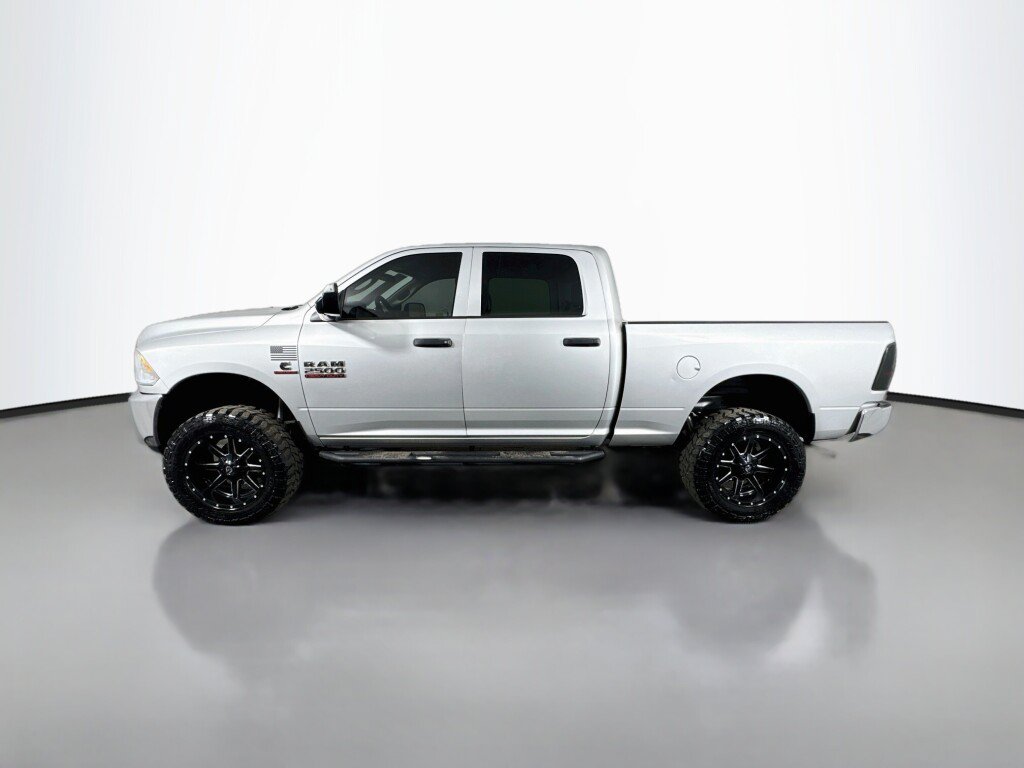 Used 2017 RAM 2500 Tradesman w/ Chrome Appearance Group AWD/4WD image 2
