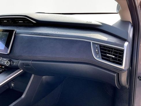 Used 2018 Honda Clarity Touring image 20