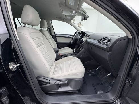 Used 2024 Volkswagen Tiguan S image 34