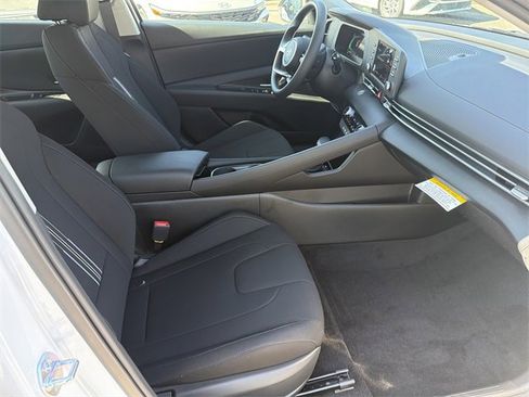 New 2026 Hyundai Elantra Blue image 13