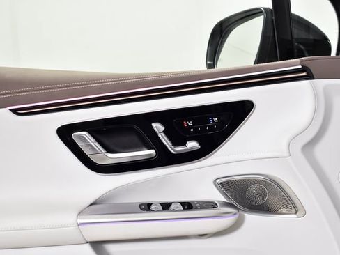 Certified 2023 Mercedes-Benz EQE 500 4MATIC SUV image 20