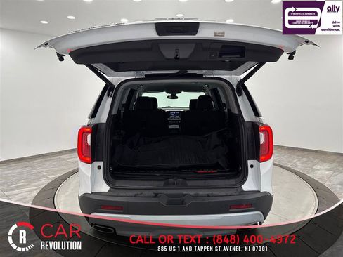 Used 2023 GMC Acadia SLE w/ Driver Convenience Package FWD image 42
