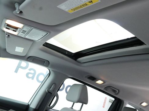 Used 2023 Honda Odyssey EX-L image 25