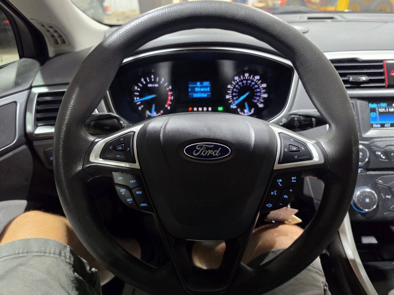 Used 2014 Ford Fusion S FWD image 31