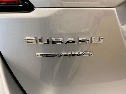 Used 2025 Subaru Outback Premium AWD/4WD image 8