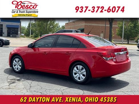 Used 2014 Chevrolet Cruze LS image 6