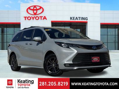 Certified 2024 Toyota Sienna XLE Woodland Edition