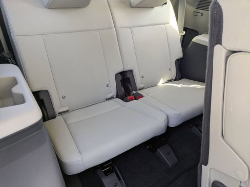 Used 2025 Hyundai Santa Fe SEL image 28