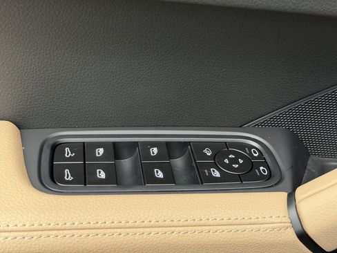 New 2026 Porsche Cayenne AWD/4WD image 21