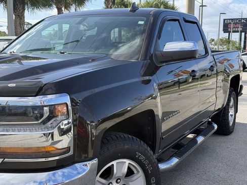 Used 2018 Chevrolet Silverado 1500 LT w/ All Star Edition image 5