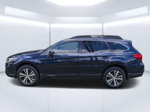 Used 2018 Subaru Outback 2.5i Limited AWD/4WD image 6