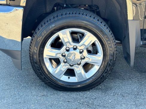 Used 2017 Chevrolet Silverado 2500 LTZ w/ Duramax Plus Package AWD/4WD image 3
