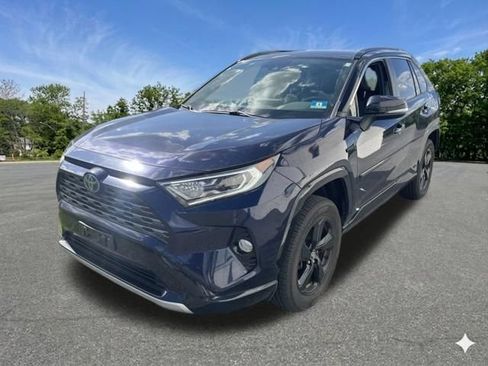 Used 2020 Toyota RAV4 XSE w/ All Weather Liner Package AWD/4WD image 8