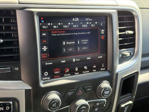 Used 2018 RAM 1500 Big Horn RWD image 12