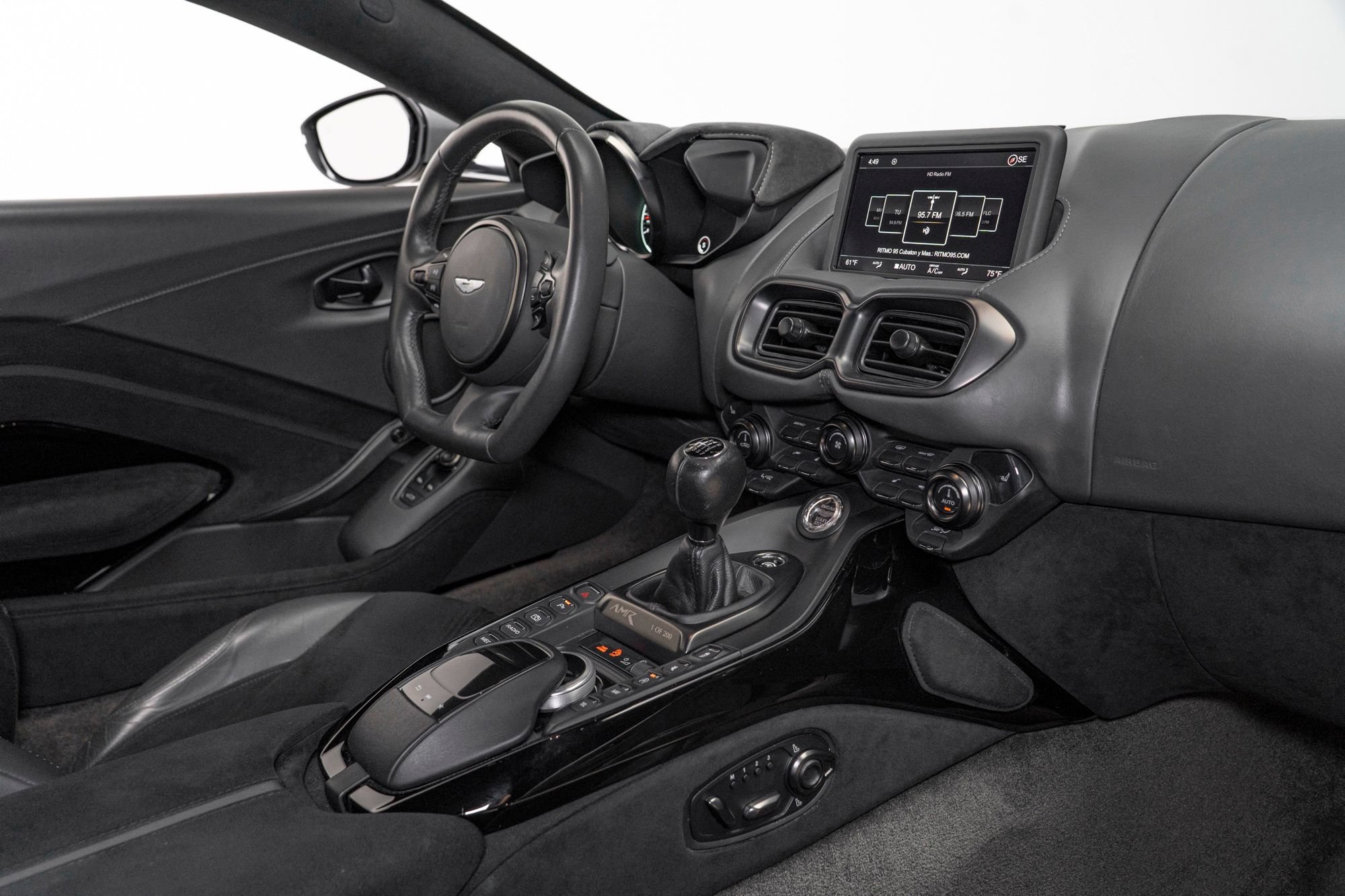 Used 2020 Aston Martin V8 Vantage AMR RWD image 50