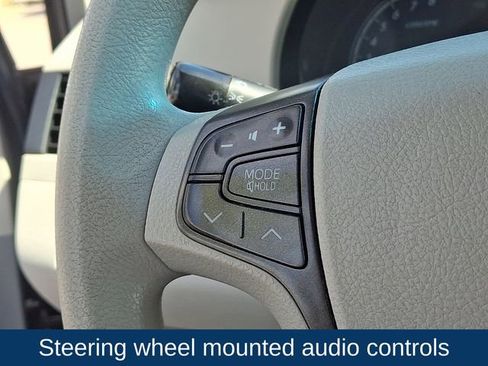Used 2013 Toyota Sienna LE FWD image 7