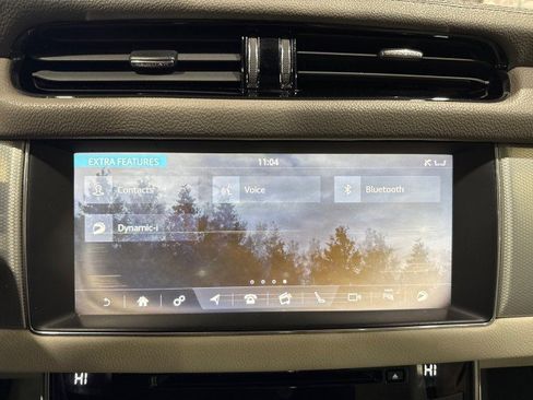 Used 2016 Jaguar XF Prestige image 65