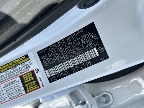 Used 2025 Toyota Camry SE w/ Convenience Package AWD/4WD image 23
