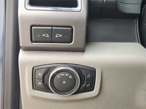 Used 2015 Ford F150 XLT w/ Equipment Group 301A Mid image 21