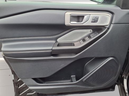 Used 2020 Ford Explorer ST w/ ST Street Pack image 14