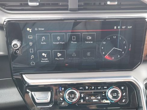 Used 2024 GMC Sierra 1500 Denali Ultimate image 12