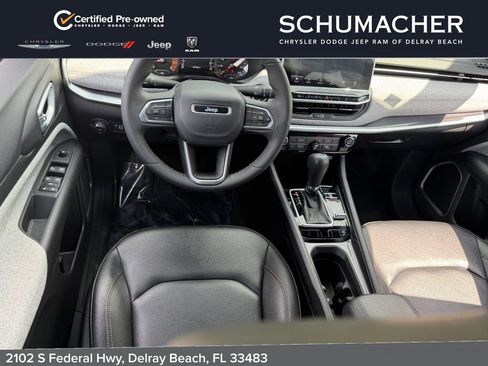 Used 2024 Jeep Compass Latitude AWD/4WD image 14