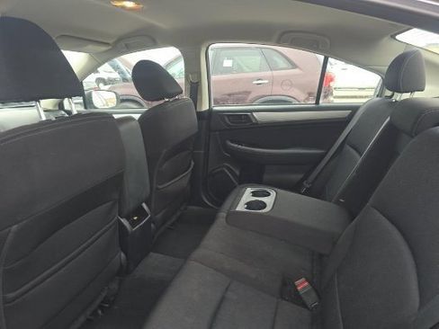 Used 2018 Subaru Legacy 2.5i image 9