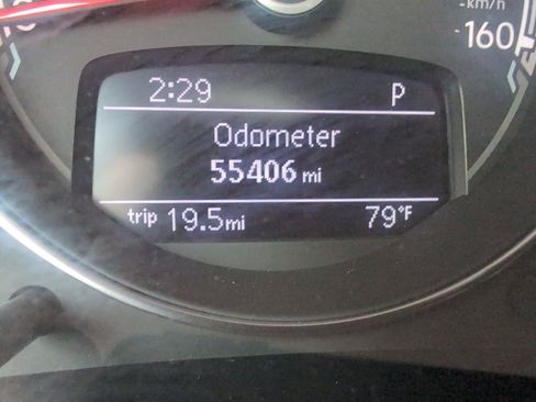 Used 2017 Volkswagen Beetle 1.8T SE FWD image 21