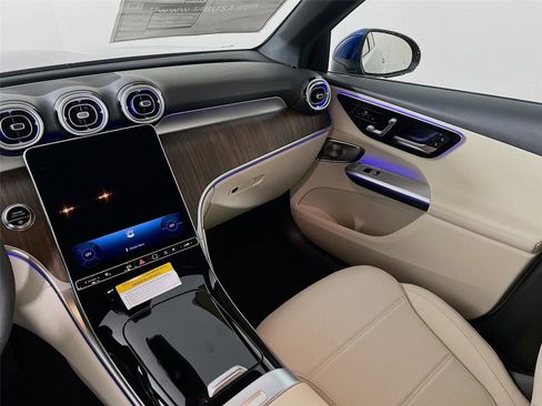 New 2026 Mercedes-Benz GLC 300 4MATIC image 25