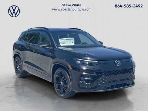 New 2026 Volkswagen Tiguan SE R-Line FWD image 1