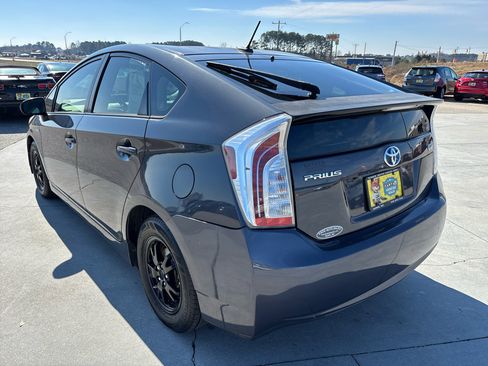 Used 2013 Toyota Prius Four image 6
