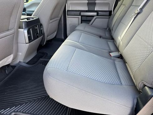 Used 2018 Ford F150 XLT image 17