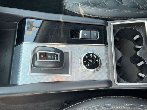 Used 2022 Mitsubishi Outlander SEL AWD/4WD image 22